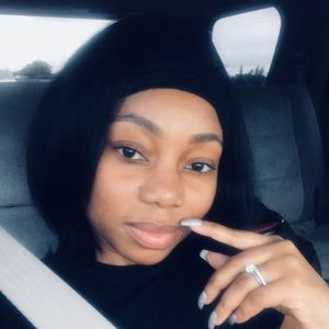 Meet your Posher, Stacy